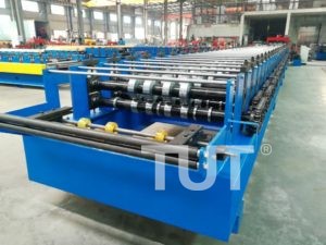 deck floor roll forming machine